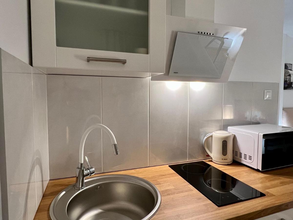 Louis & Elza Old Town Romantic Apartment *