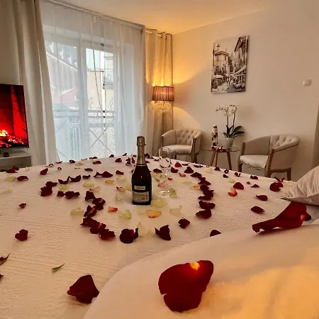 Louis & Elza Old Town Romantic Apartments Wroclaw Exterior photo