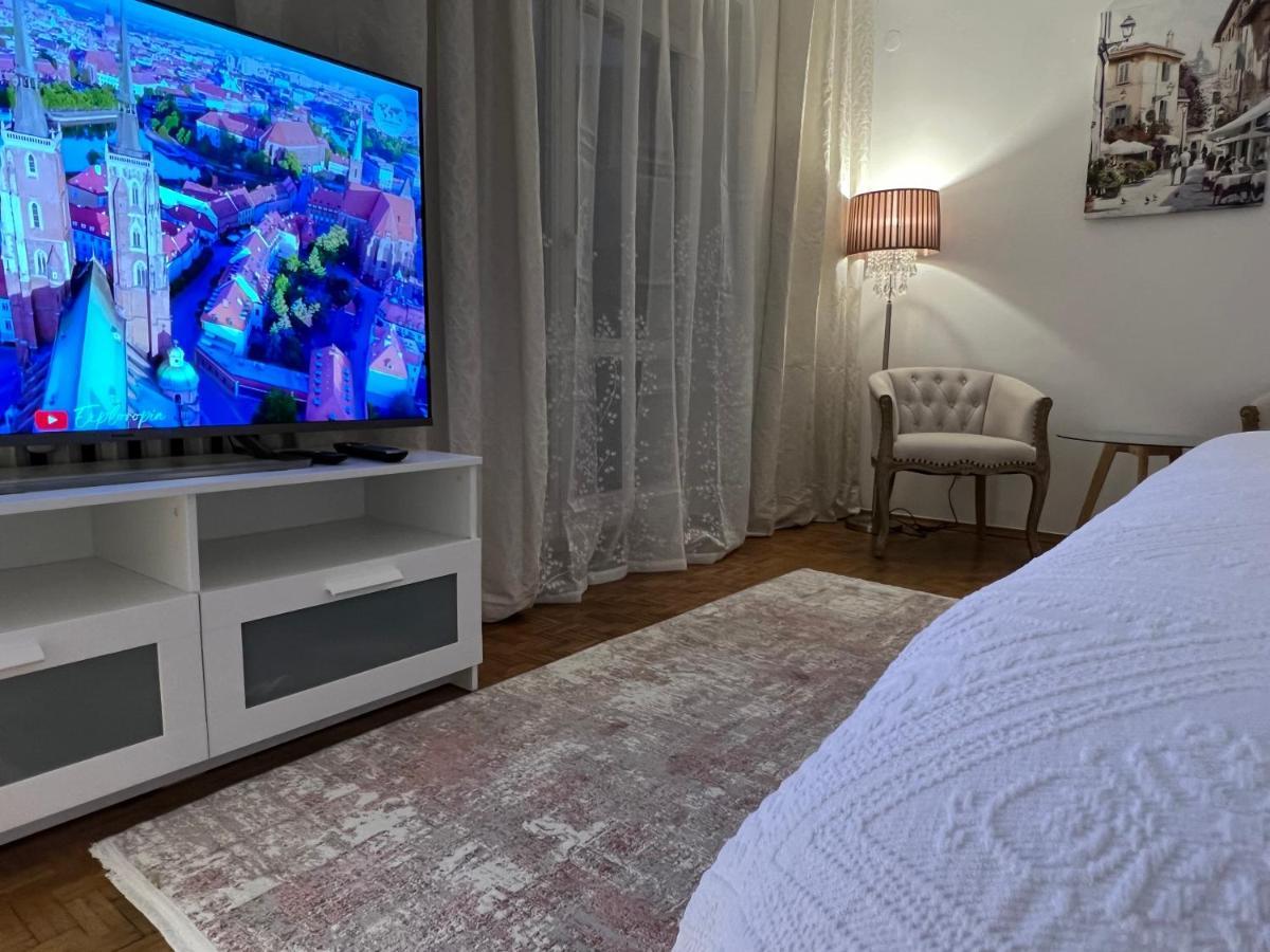 Apartment Louis & Elza Old Town Romantic *