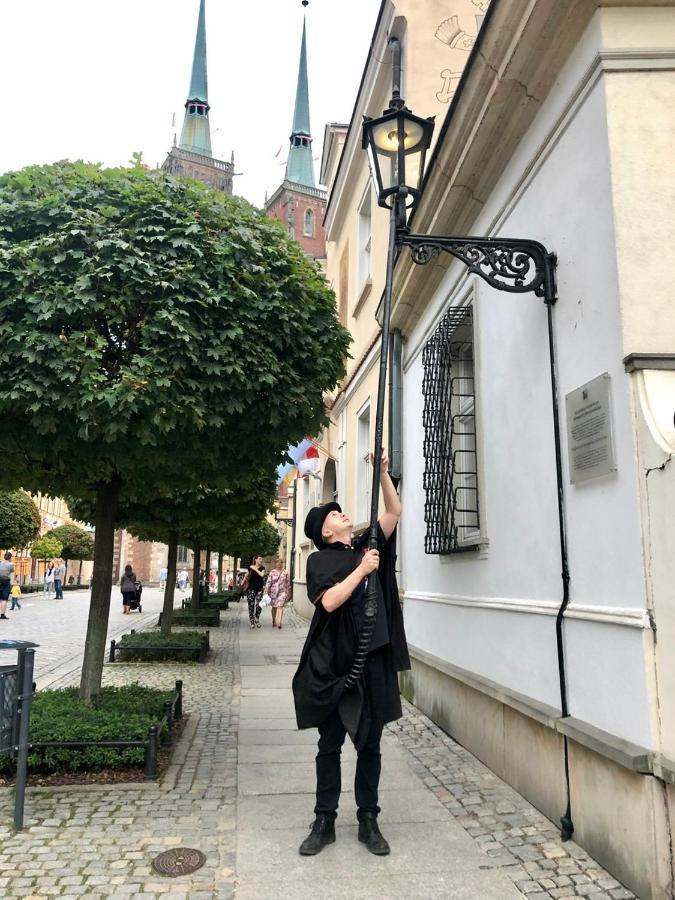 Louis & Elza Old Town Romantic Apartment