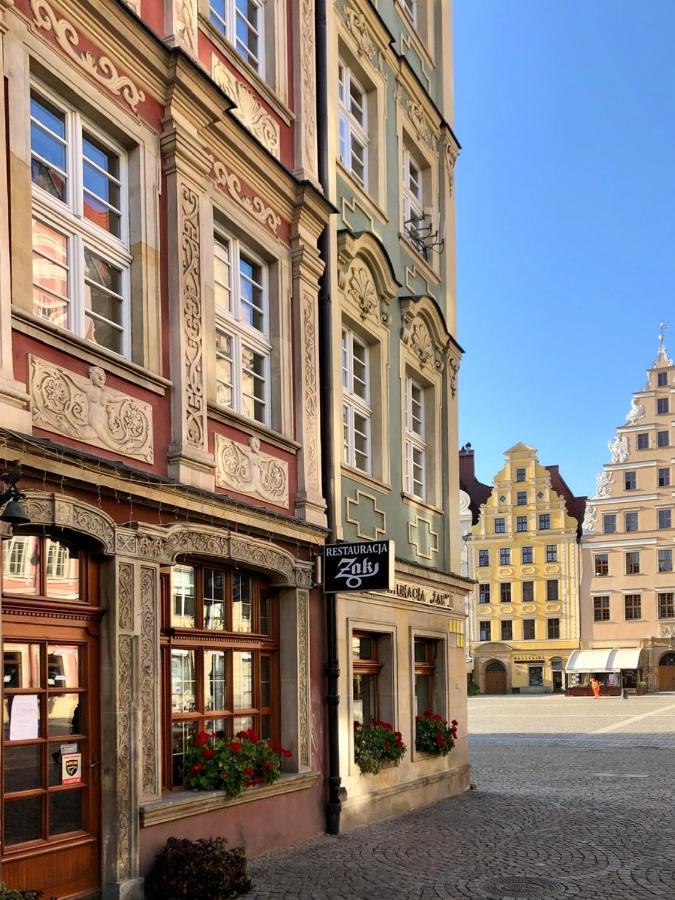 Louis & Elza Old Town Romantic Wroclaw